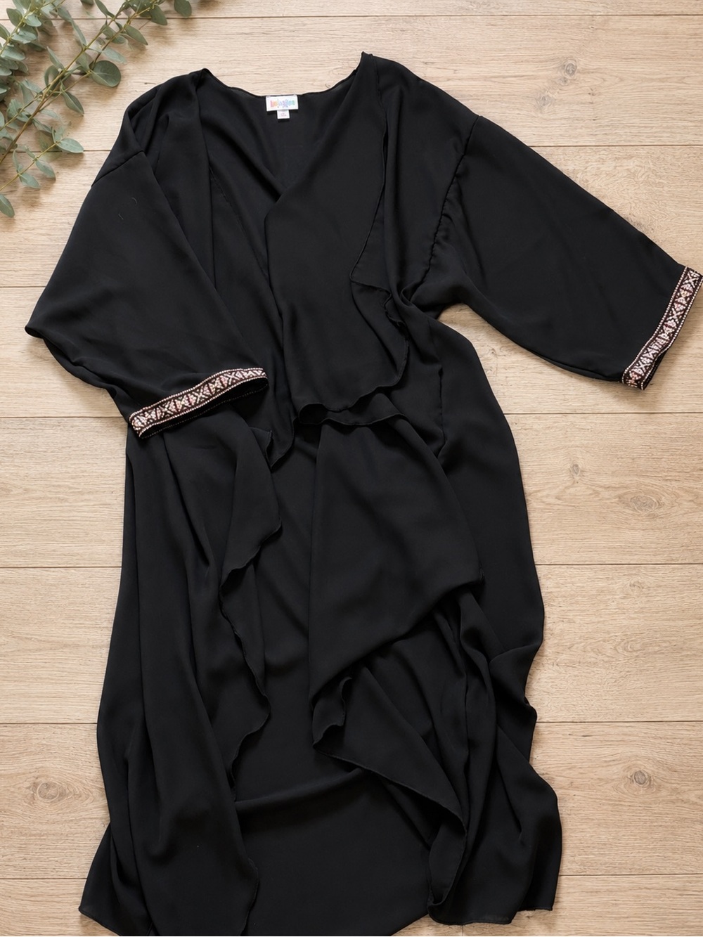 LuLaRoe Shirley Kimono Cardigan Medium Black Embroidered Open Front Lightweight